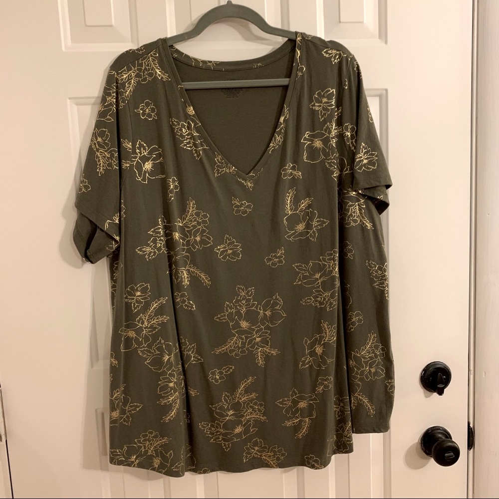 Green/Gold V-Neck Shirt